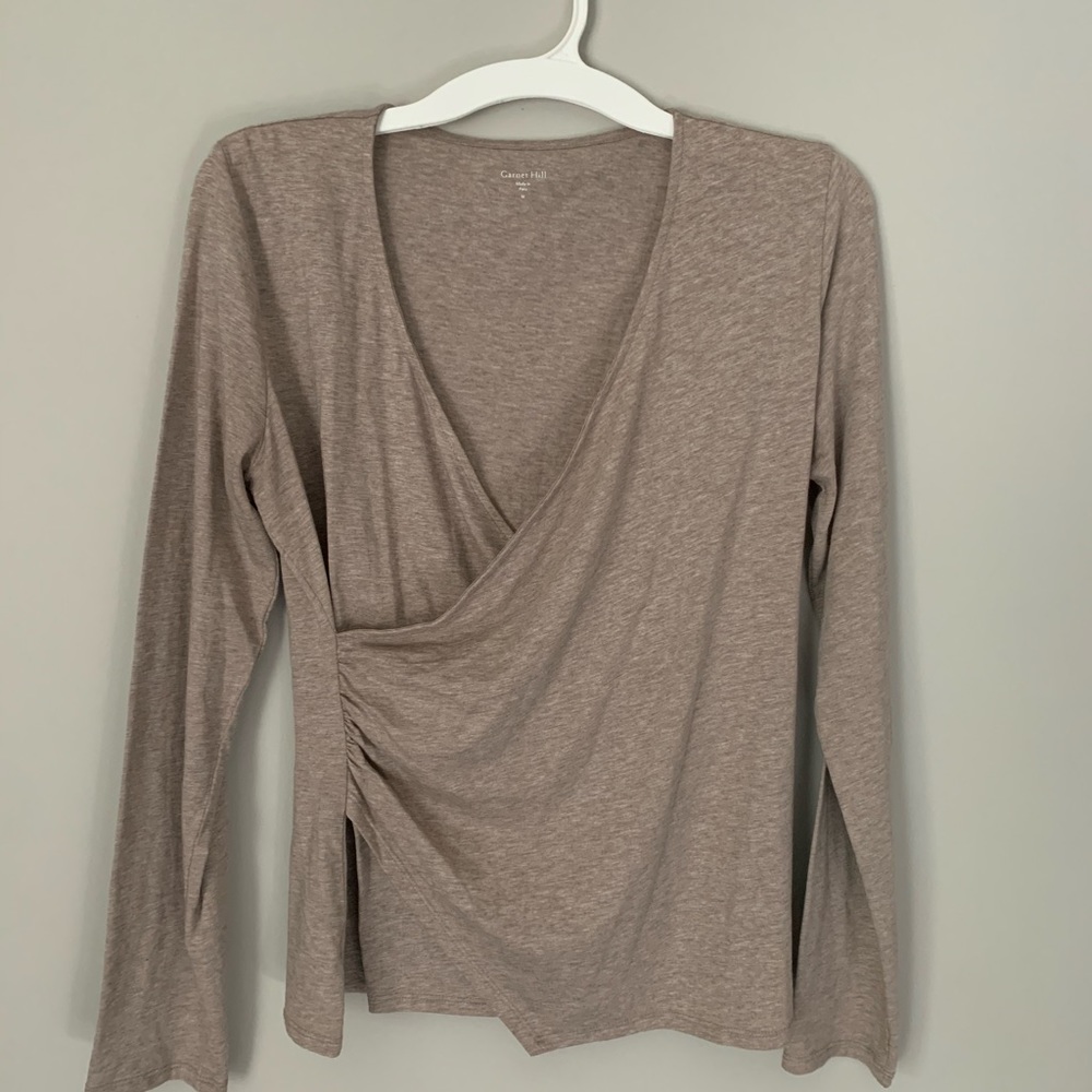 GARNETT HILL Long-sleeve Tee, size Medium